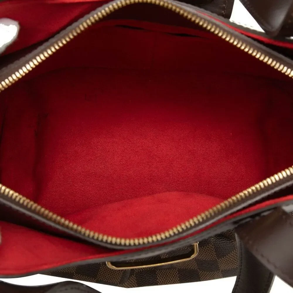 Louis Vuitton delivery duty
